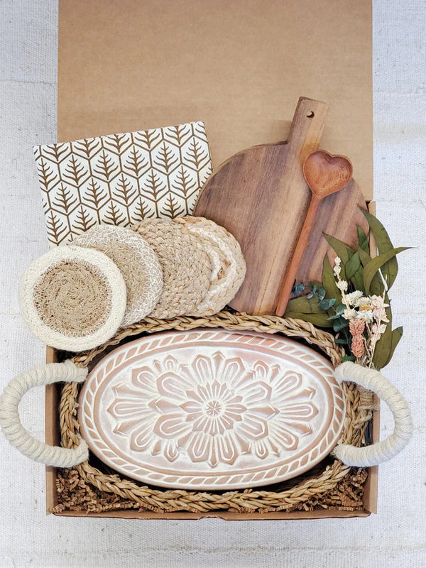 Oval Bread Warmer Gift Box With Round Wooden Board and Spoon